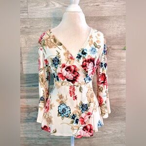 Honeyme Floral Blouse w/ Bell Sleeves